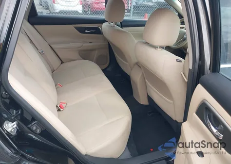 2015 Nissan Altima 2.5 S из США, поврежденный, VIN 1N4AL3AP9FC268812